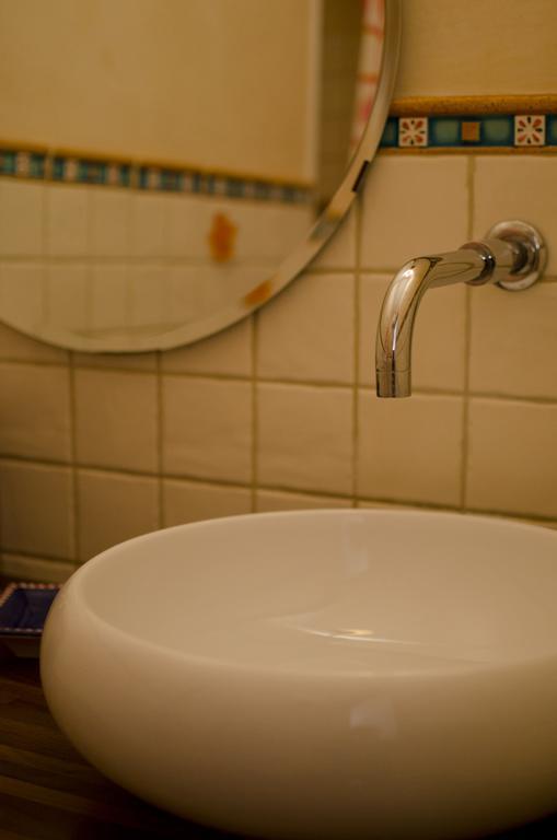 Borgo Antico Apartment Монополи Екстериор снимка