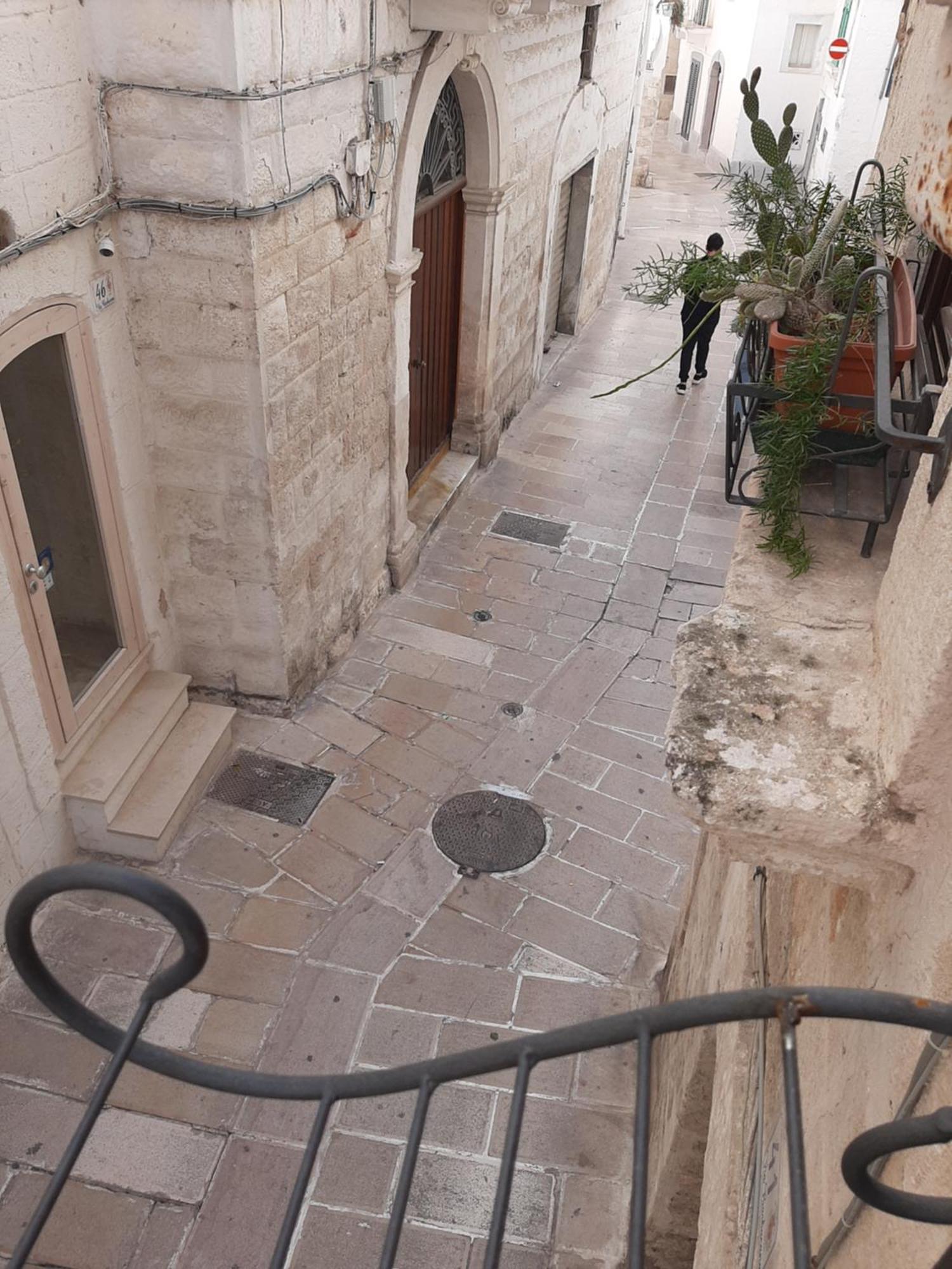 Borgo Antico Apartment Монополи Екстериор снимка