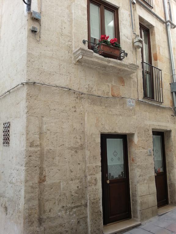 Borgo Antico Apartment Монополи Стая снимка